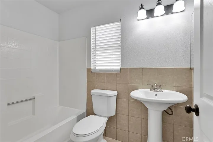 15036 Milford, Adelanto, California 92301