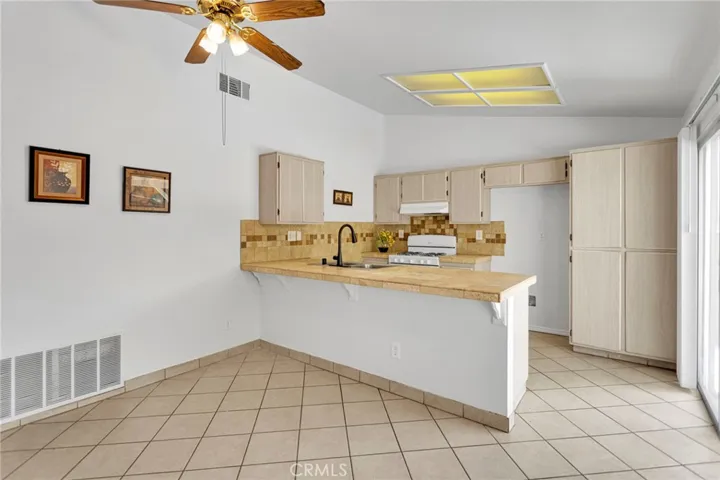 15036 Milford, Adelanto, California 92301