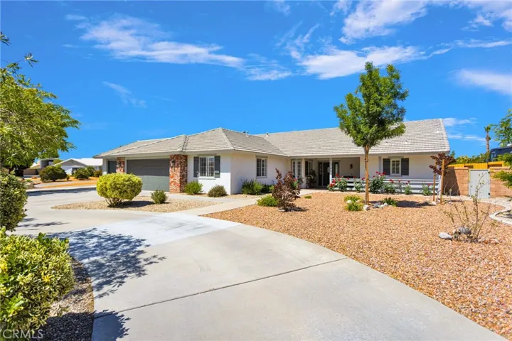 12784 Skyline Ranch, Apple Valley, California 92308