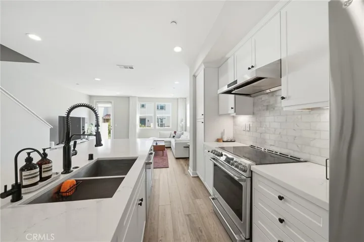 160 Gwen Lane, La Habra, California 90631