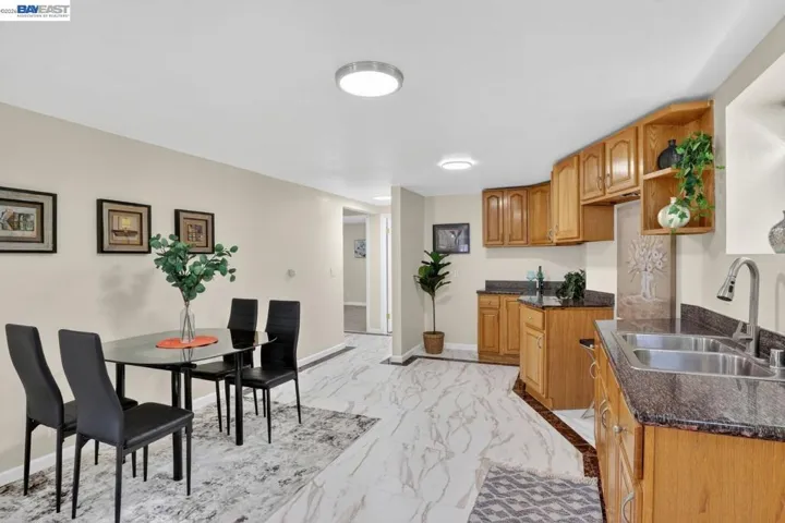 1328 E 25th St, Oakland, California 94606