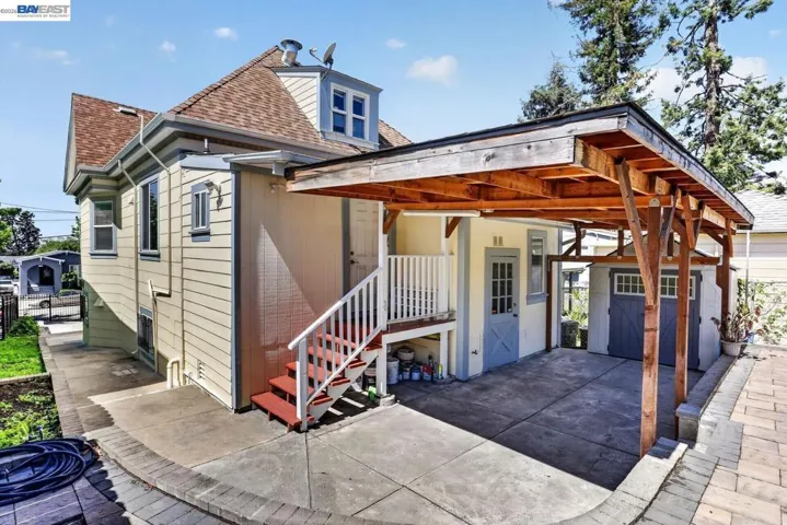 1328 E 25th St, Oakland, California 94606