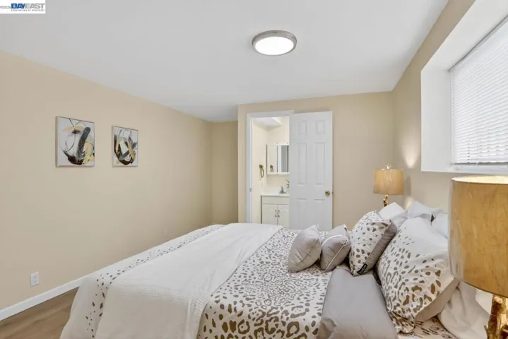 1328 E 25th St, Oakland, California 94606