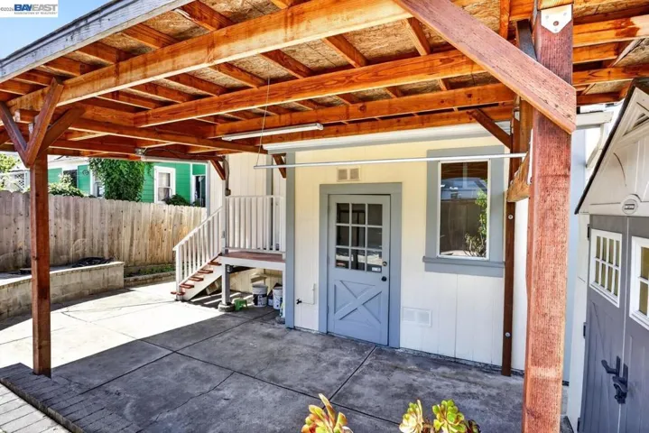 1328 E 25th St, Oakland, California 94606