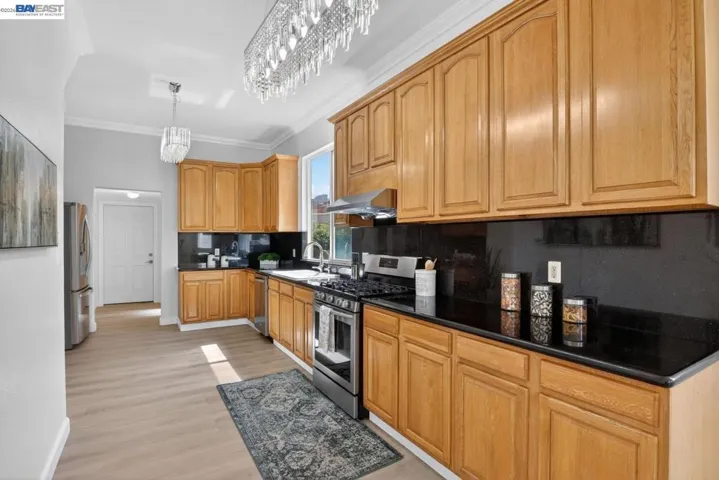 1328 E 25th St, Oakland, California 94606
