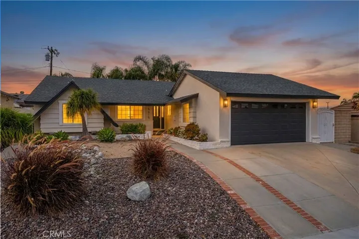 15815 Silvergrove, Whittier, California 90604