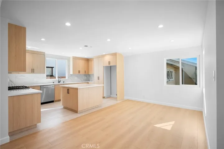 MAIN HOME