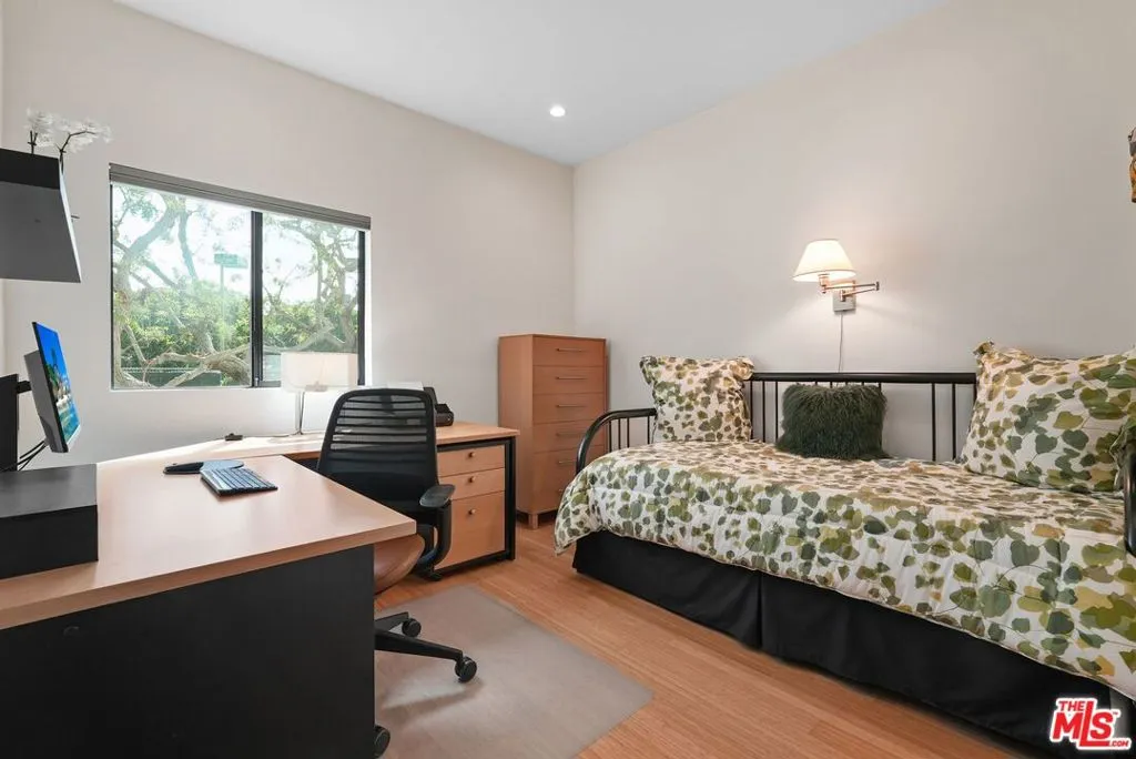 Bedroom #2