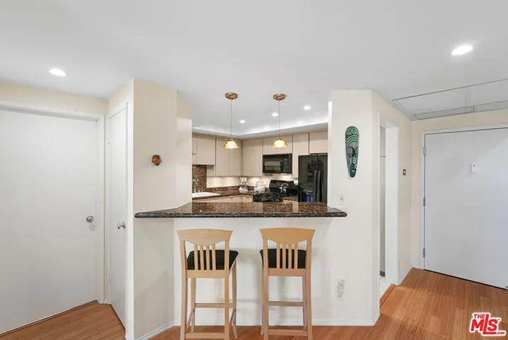 Breakfast Bar
