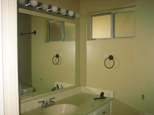 13153 Avenida Grande, San Diego, California 92129