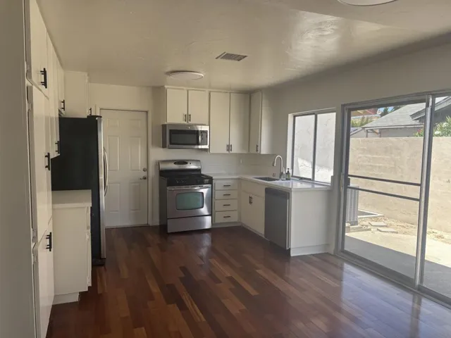 13153 Avenida Grande, San Diego, California 92129