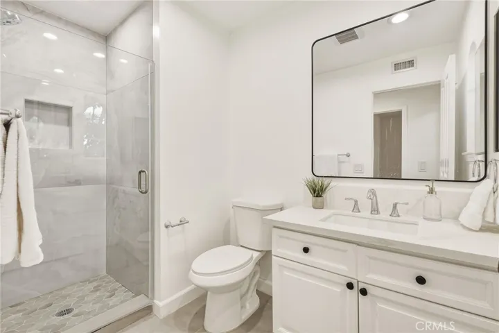 Main Level Bath