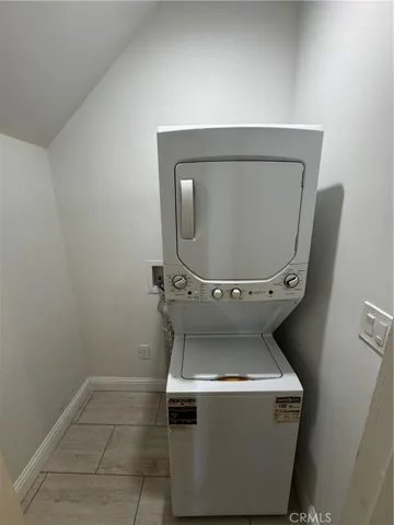 In-side laundry