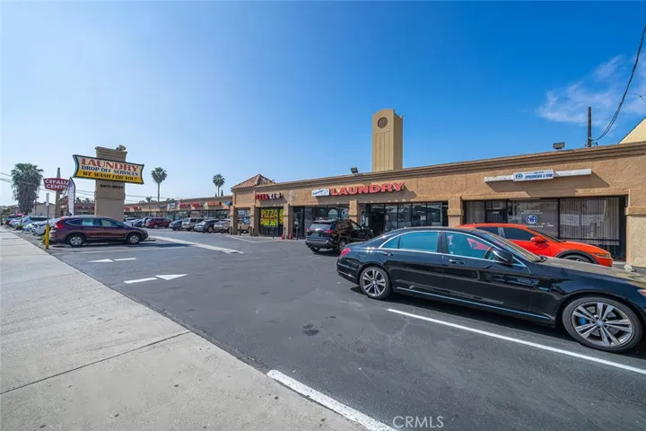 8011 Norwalk, Santa Fe Springs, California 90606