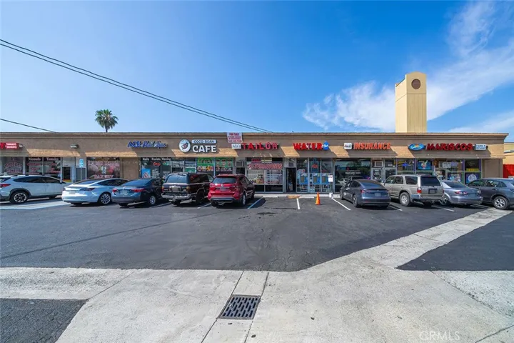 8011 Norwalk, Santa Fe Springs, California 90606