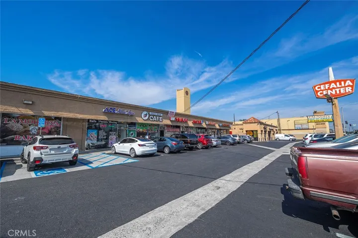 8011 Norwalk, Santa Fe Springs, California 90606