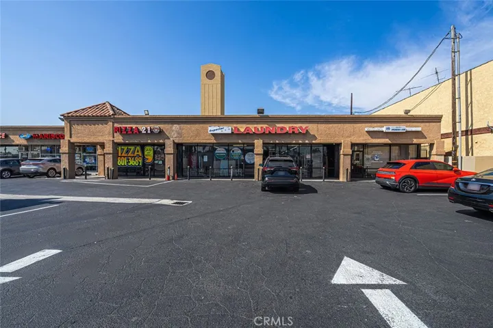 8011 Norwalk, Santa Fe Springs, California 90606