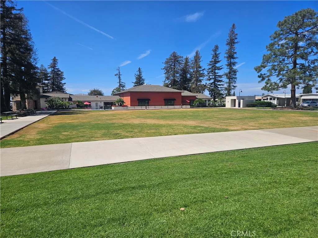 Meadows clubhouse and office