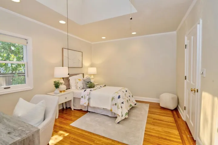 2330 Emerson Street, Palo Alto, California 94301