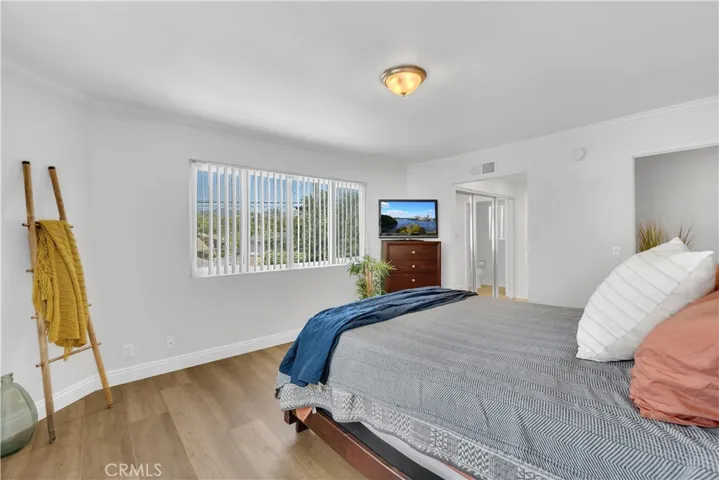 745 Claraday 6, Glendora, California 91740