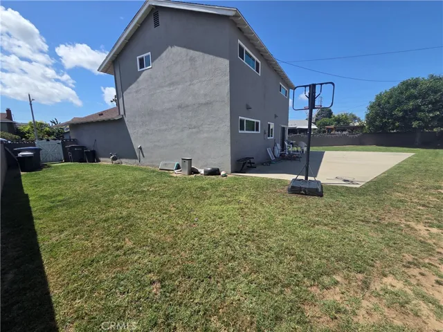 21904 Millpoint, Carson, California 90745