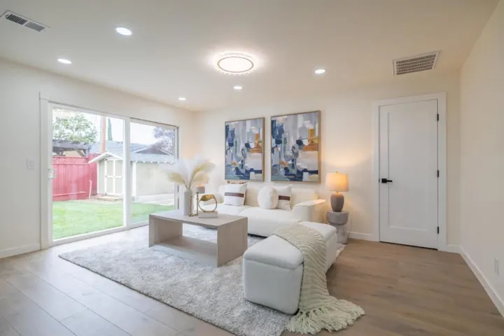 68 N Midway Street, Campbell, California 95008