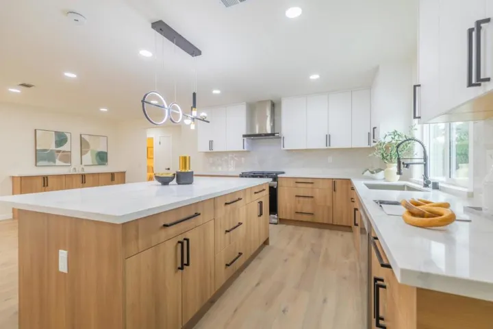 68 N Midway Street, Campbell, California 95008
