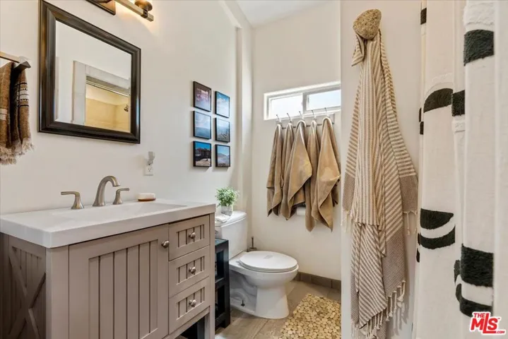 Cabin No. 1 Bath