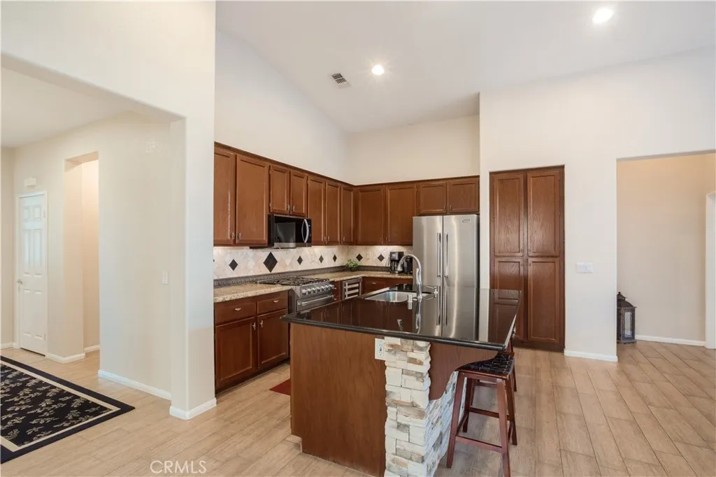 Open Kitchen
