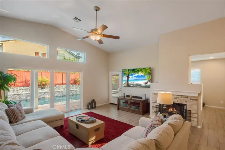 Living room with spilt slider