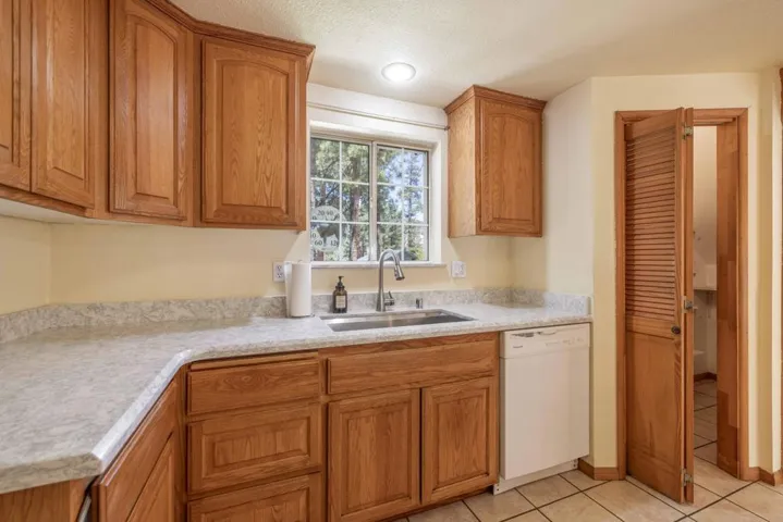 011_Kitchen 2