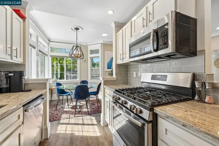 8035 Mountain View Dr C, Pleasanton, California 94588