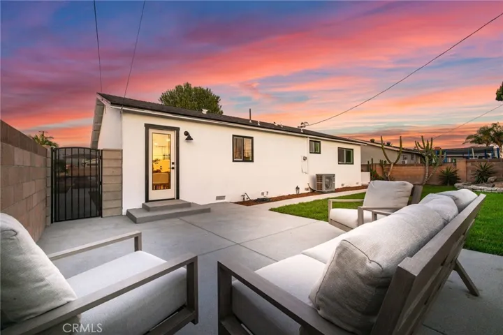 Backyard patio area.