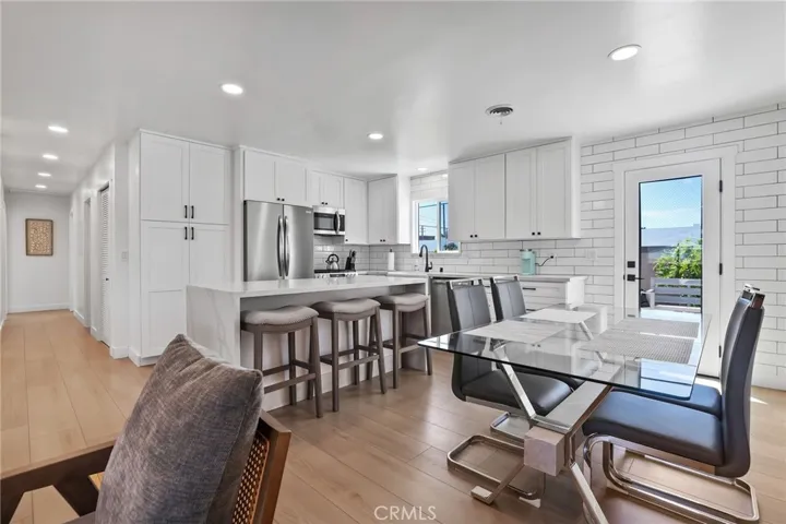 Open concept floor plan.