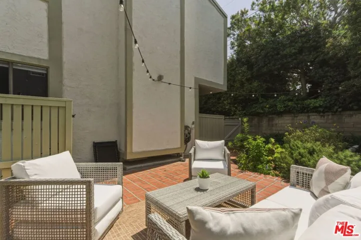 2920 11th Street 6, Santa Monica, California 90405