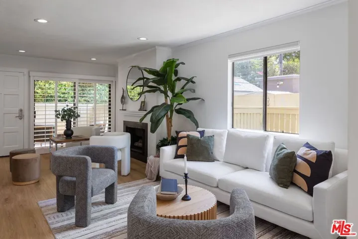 2920 11th Street 6, Santa Monica, California 90405