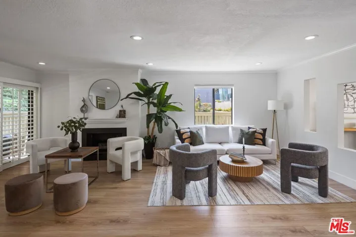 2920 11th Street 6, Santa Monica, California 90405