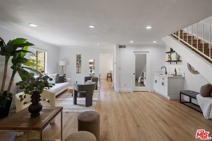 2920 11th Street 6, Santa Monica, California 90405