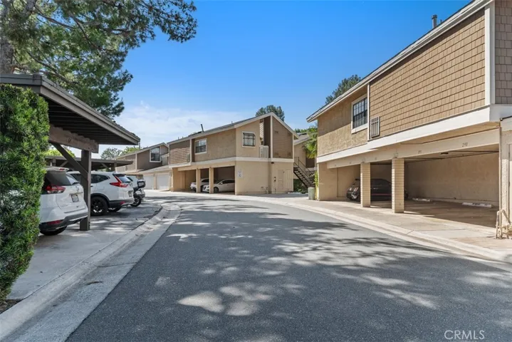 204 Pineview, Irvine, California 92620