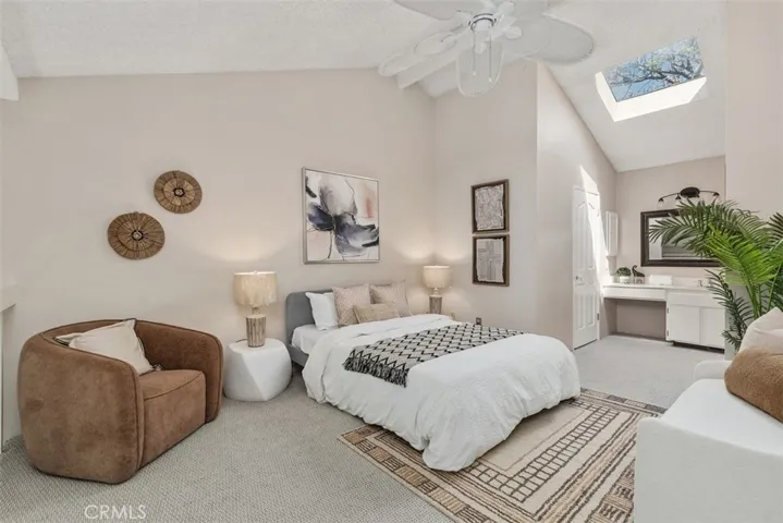 204 Pineview, Irvine, California 92620