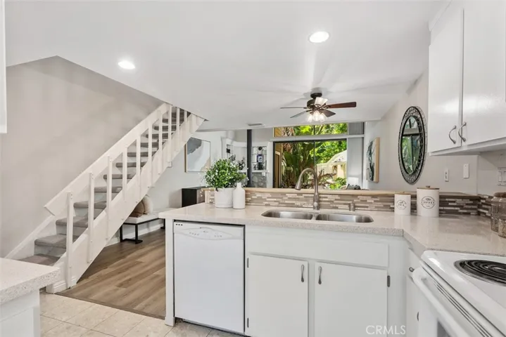 204 Pineview, Irvine, California 92620
