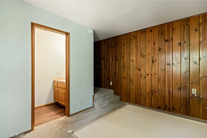 109 Old Toll, Blue Jay, California 92317
