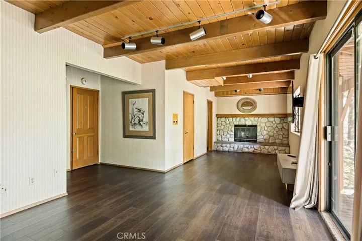 109 Old Toll, Blue Jay, California 92317