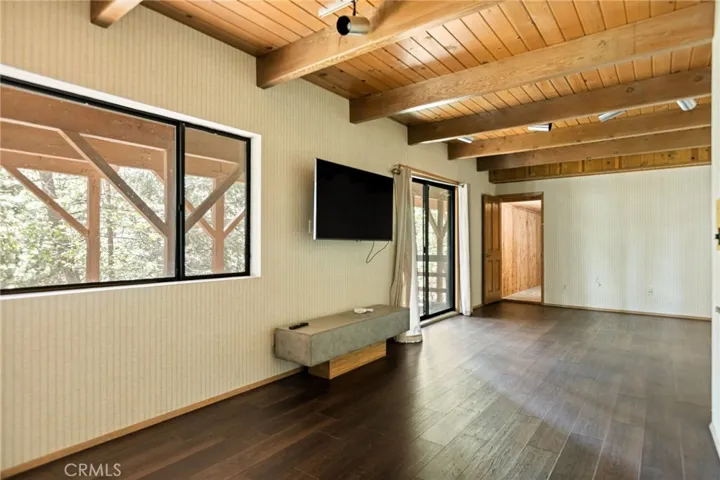 109 Old Toll, Blue Jay, California 92317
