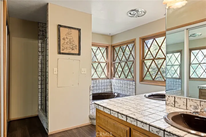 109 Old Toll, Blue Jay, California 92317