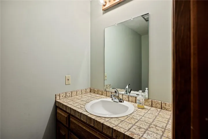 109 Old Toll, Blue Jay, California 92317