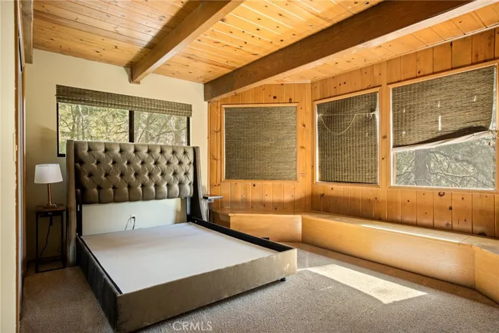 109 Old Toll, Blue Jay, California 92317