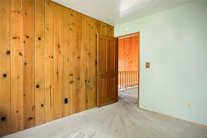 109 Old Toll, Blue Jay, California 92317