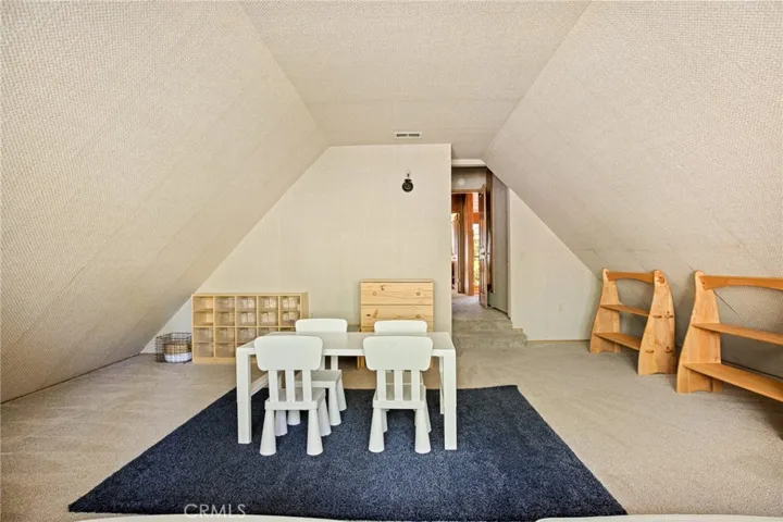 109 Old Toll, Blue Jay, California 92317