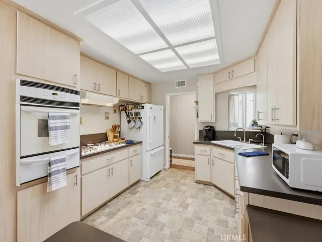 6029 Sheridan Way, Buena Park, California 90620